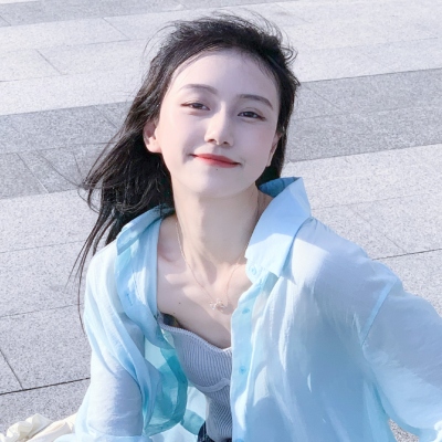 网红真人女生松弛感头像合集来啦，共12张