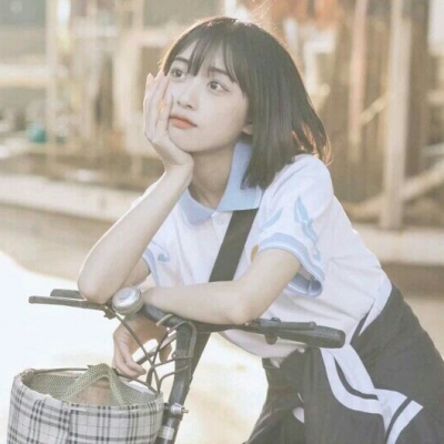 9张清新文艺清纯女生微信头像 氛围感拉满