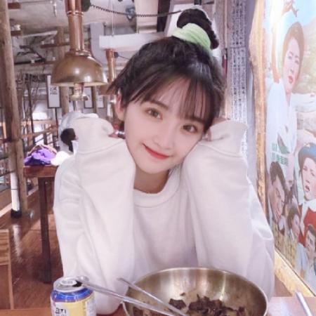 女生唯美小清新微信头像合集 共12张