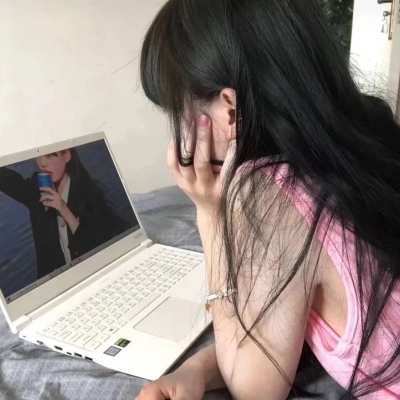 抖音热门女生真人高清头像 共8张