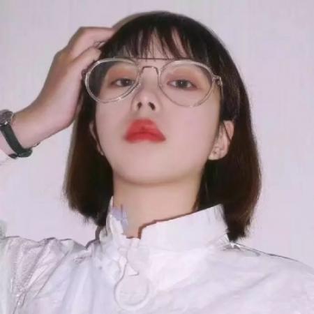 超火女生高清头像合集 一共12张