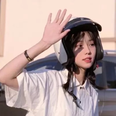 小红书爆火的真人女生头像 共17张