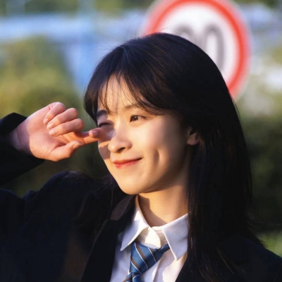 12张超好看的真人女生头像合集 颜值拉满的女头图集