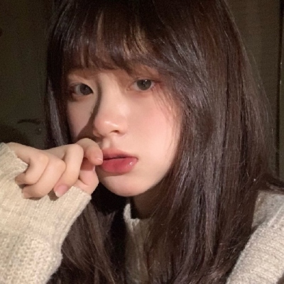 19张干净气质女生头像合集 有品位的颜值党看过来