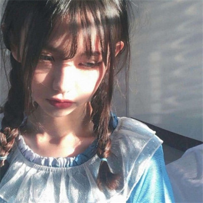 超火的女生伤心头像 一共12张