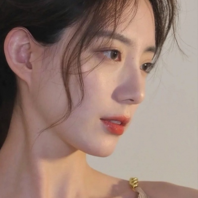 10张接地气的女生日常头像｜普通生活照也能很好看