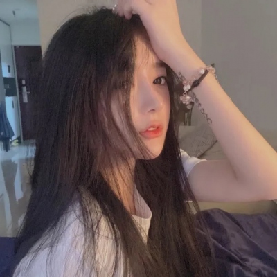 超火的女生个性头像合集，一共8张高清图