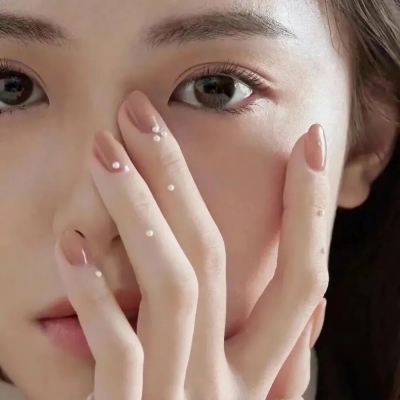 20张小众不撞款的真人女生头像 快收藏