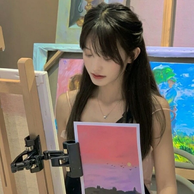 6张同款甜美女生头像 同一个女孩的多组照片