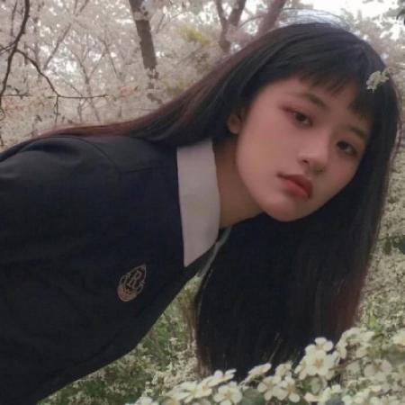 超好看的微信御姐头像 一共12张高清图
