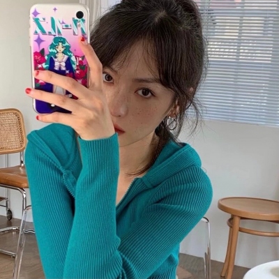 抖音热门女生头像合集 共6张