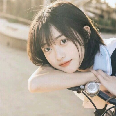 9张清新文艺清纯女生微信头像 氛围感拉满