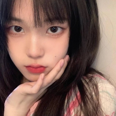 12张超好看的真人女生头像合集 颜值拉满的女头图集