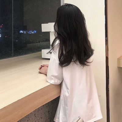 19张超好看的ins风不露脸真人女生头像合集