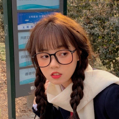 超火的女生真人微信头像 20张合集