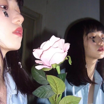 怀旧感拉满！13张经典女生QQ头像分享