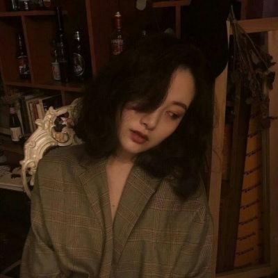 女生真人头像合集 共12张