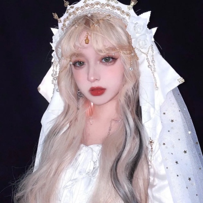 微信热门女生真人头像合集（20张）