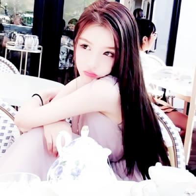 最新女生微信头像合集 一共12张高清美女头像