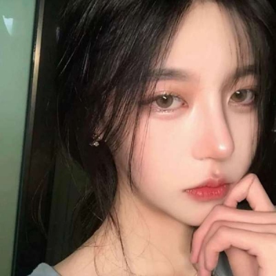 17张真人高冷御姐头像合集 氛围感拉满