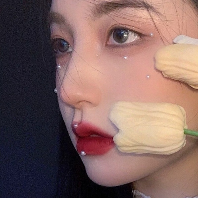 ins热门女生头像合集 11张好看头像直接存