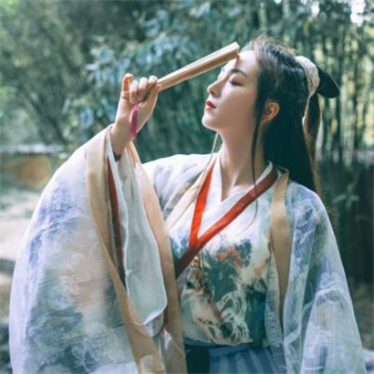 超火的清新古风女生头像 12张高清大图