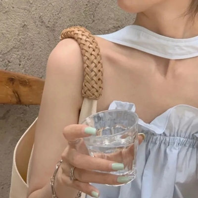 超火的霸气女生头像来啦！一共8张高清图