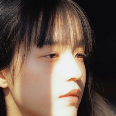 当下超火的女生丧系头像合集 20张