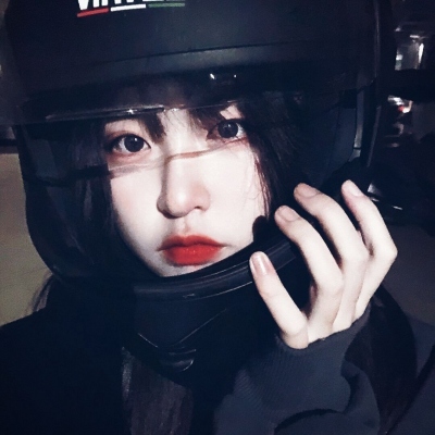 15张清新治愈的复古风女生头像 高清质感图直接存