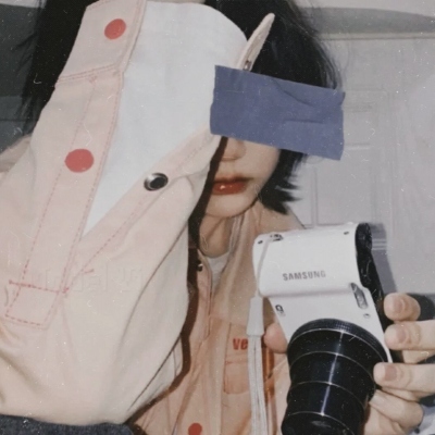 18张小众复古胶片风女生头像合集 适合当头像的复古感美图都在这