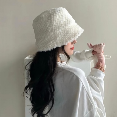 超火的女生高清头像合集 共16张