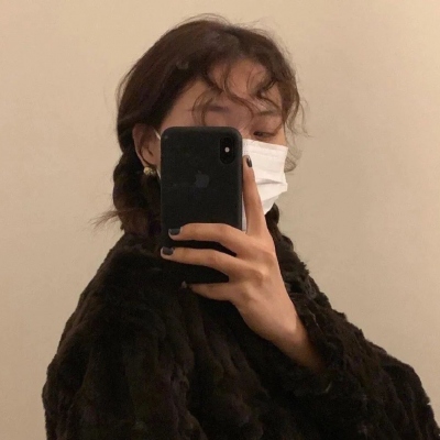 近期超火的真人女生头像合集，13张氛围感拉满