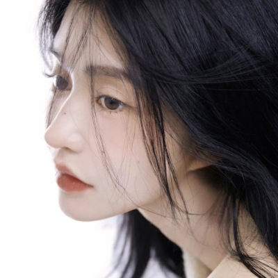 春日清新风真人女生头像合集 共8张