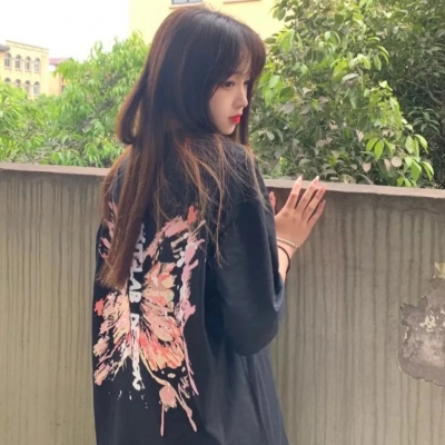 新款少女感女生真人微信头像 共9张