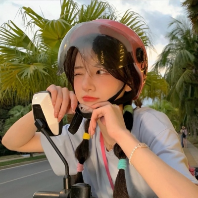最新甜妹真人头像合集 9张适合女生用的头像