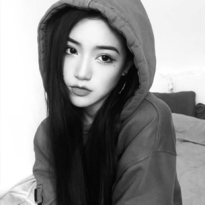 成熟女生微信头像合集！12张气质成熟美女头像分享