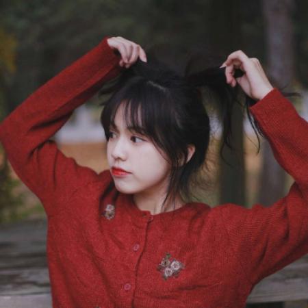 女生小清新高清真人头像合集 共20张