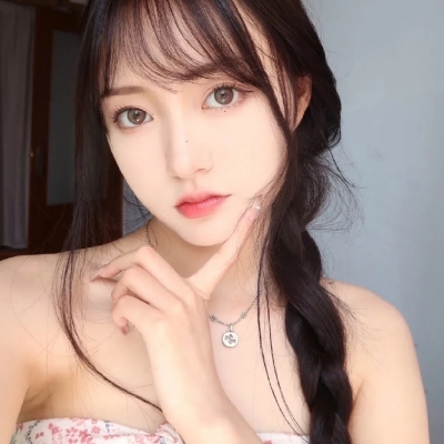 5月清新简约款女生头像合集，13张大方好看的头像图来啦
