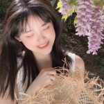 8月超适合用的清新干净女生头像，一共19张