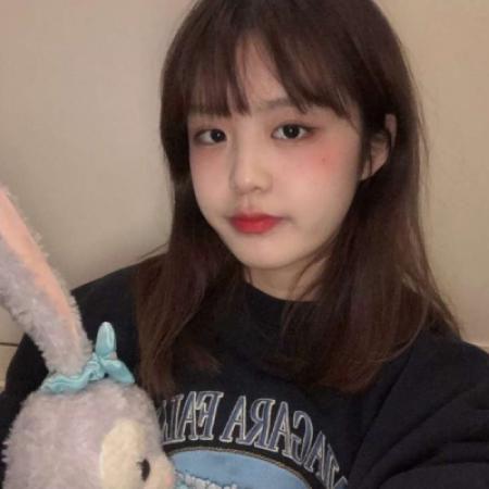 超火个性女生高清头像合集 一共20张
