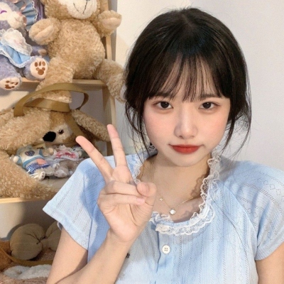 小红书热门！20张女生可爱小清新真人头像分享