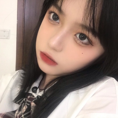 超火的真人女生高清头像来了，这里整理了10张好看的合集。