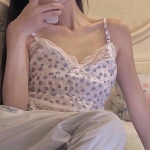 20张真人女生潮图头像合集 网感拉满的日常头像素材