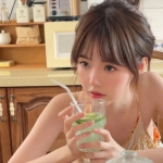 11张超有感觉的真人女生青春个性头像