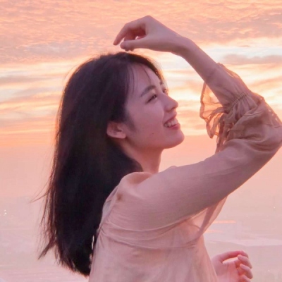 11张超有感觉的真人女生青春个性头像