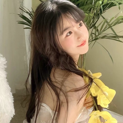 女生专用真实感网图头像 8张真人素材分享