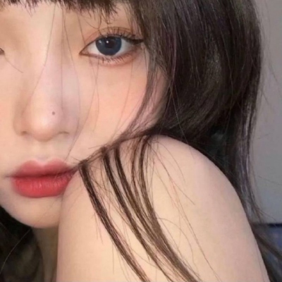 超火的女生高冷真人头像来啦 共19张