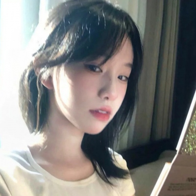 女生真人青春自然头像合集 共13张
