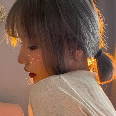 14张质感超棒的个性真人女生头像合集