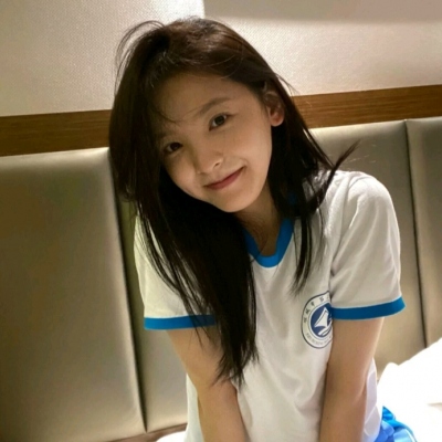 ins风网红女生头像合集来啦，一共13张超好看的款